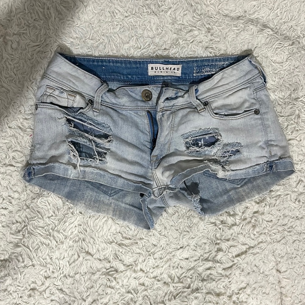 Cute jean shorts!
